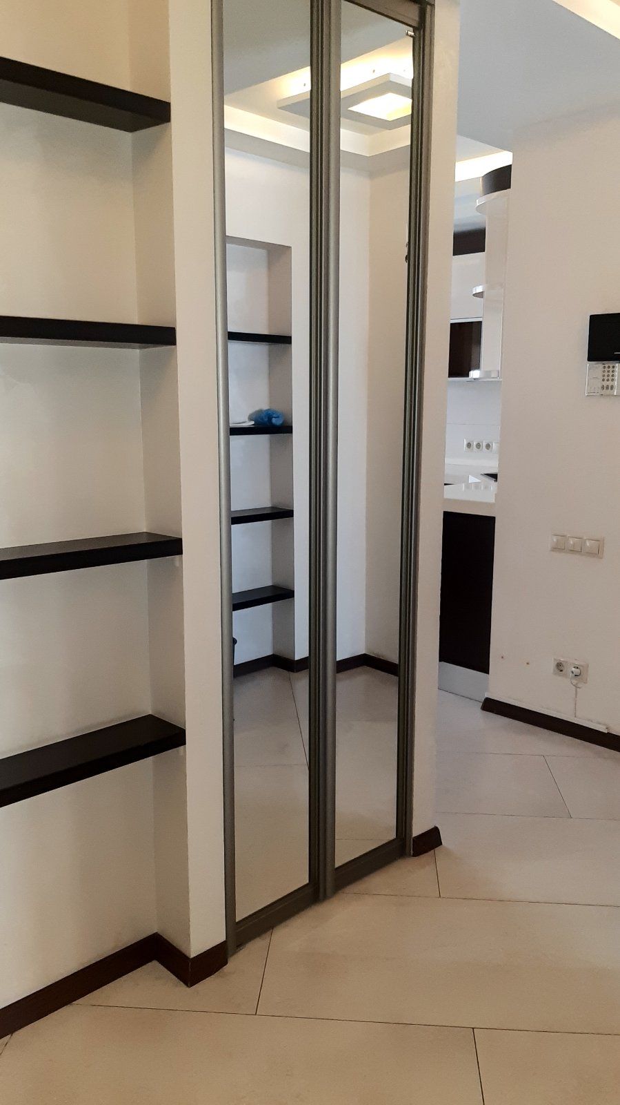 Квартира на Заболотного Академіка вул.