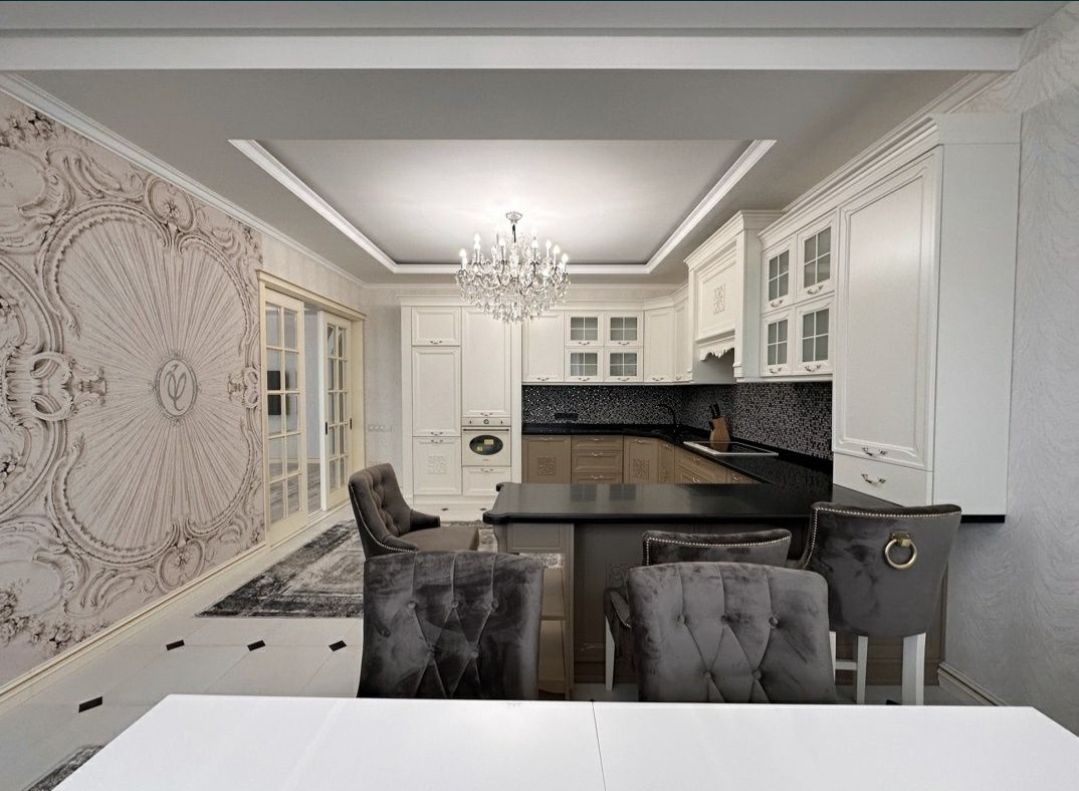 Кввртира на Літературна вул.