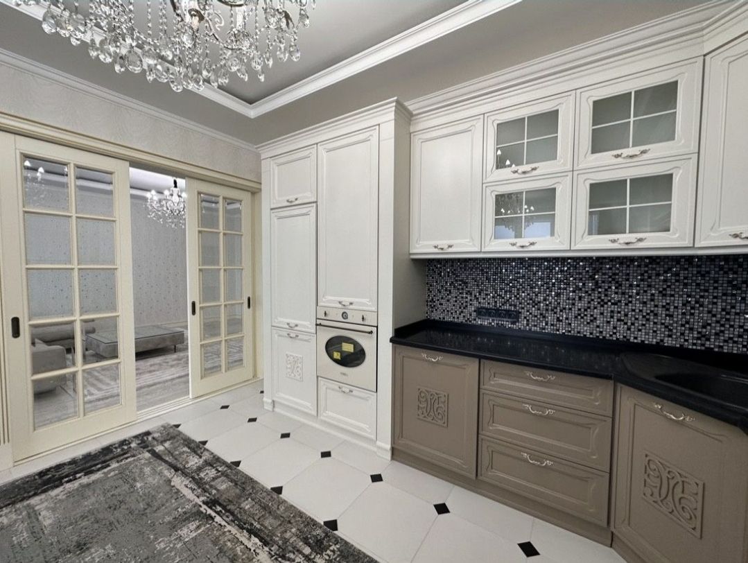 Кввртира на Літературна вул.