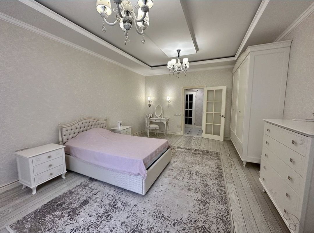 Кввртира на Літературна вул.