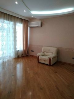 Квартира на Екатерининская пл.