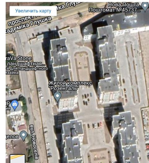 Apartment on Budivelnykiv Street