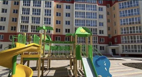 Apartment on Budivelnykiv Street