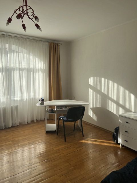 Продам квартиру Маршала Говорова ул.