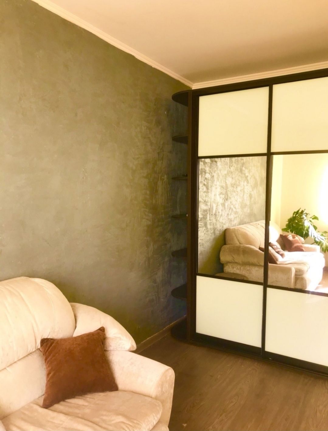 Квартира на Сахарова Академіка вул.