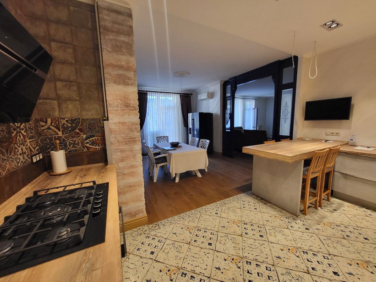 Квартира на Відрадна вул.