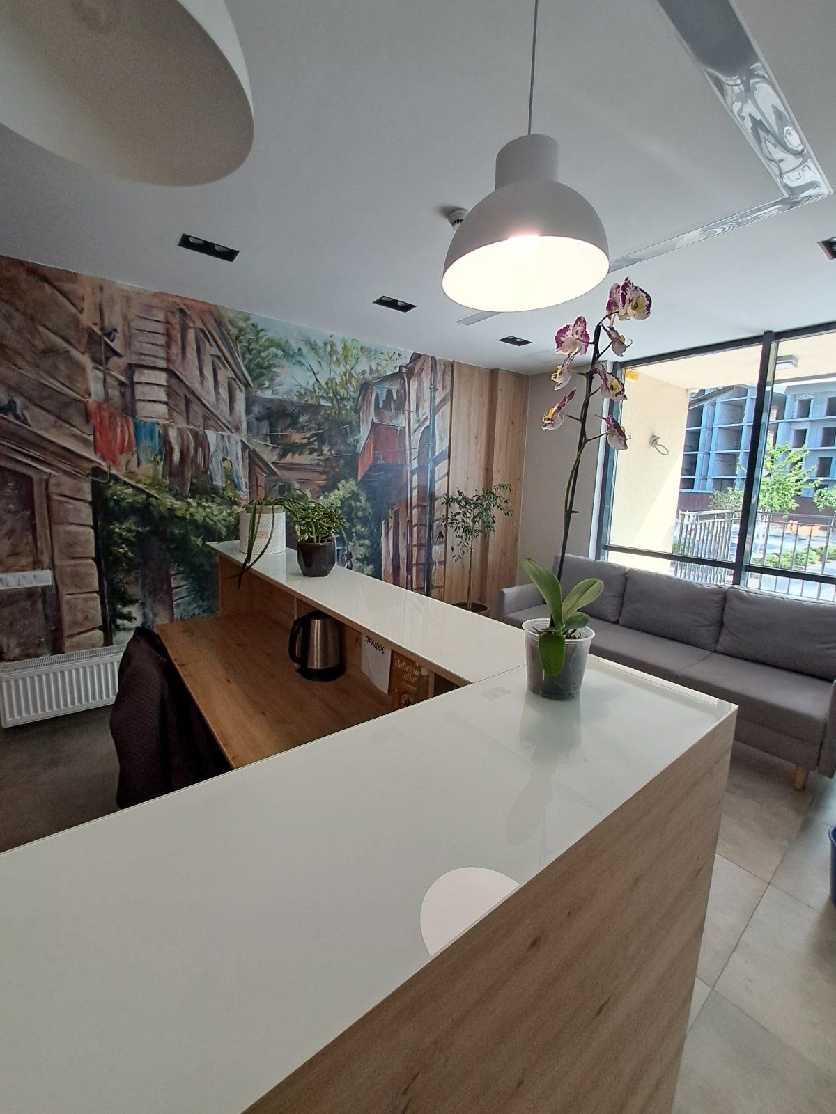 Продам 2 кімнатну квартиру на Дружби Народів вул.