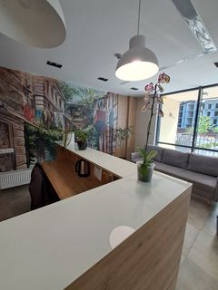 Продам 2 кімнатну квартиру на Дружби Народів вул.