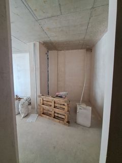 Продам 2 кімнатну квартиру на Дружби Народів вул.