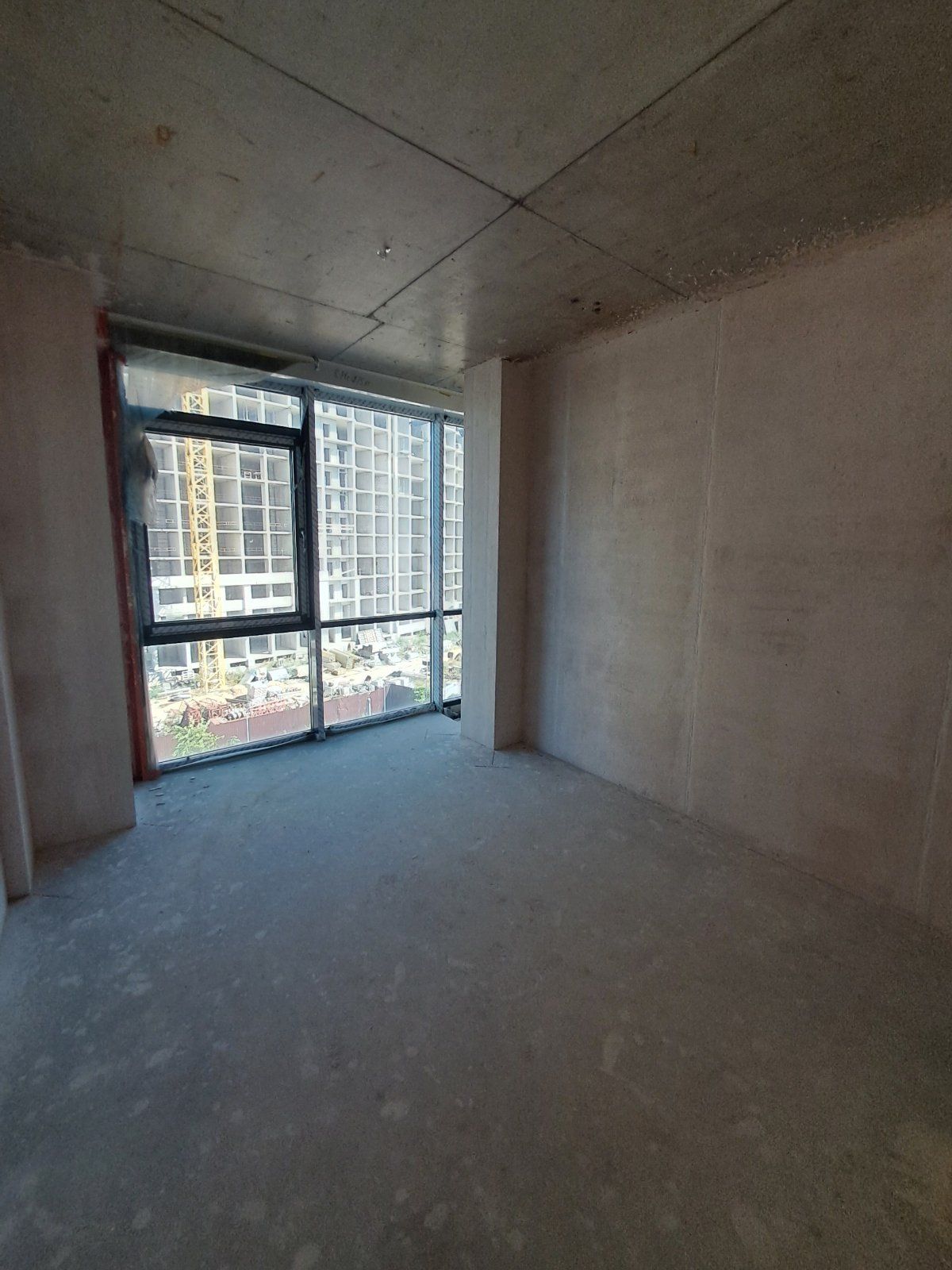 Продам 2 кімнатну квартиру на Дружби Народів вул.