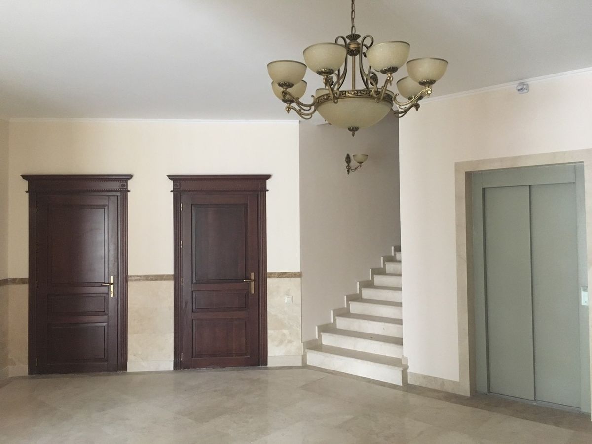 Квартира на Львовская ул.