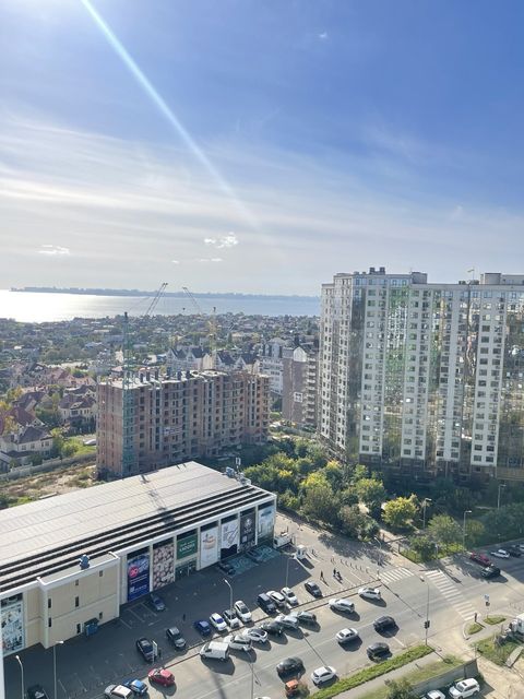 Трикімнатна квартира на Марсельській вул.