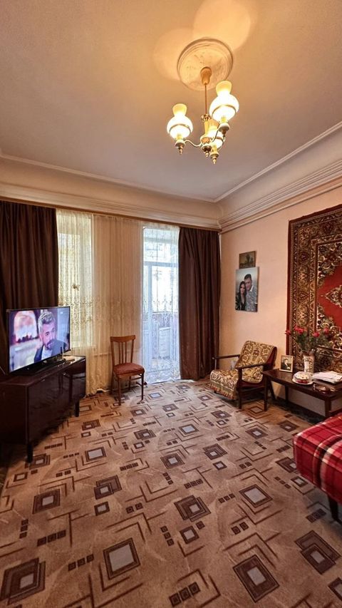 Квартира на Богдана Хмельницького вул.