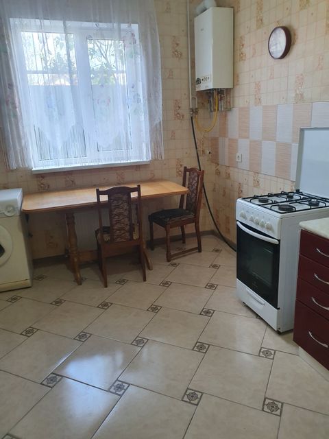 Квартира на Крайня вул.