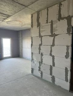 Продається велика однокімнатна квартира в Авіньйоні