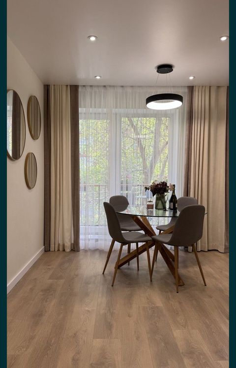 Продається двокімнатна квартира з євроремонтом під ключ