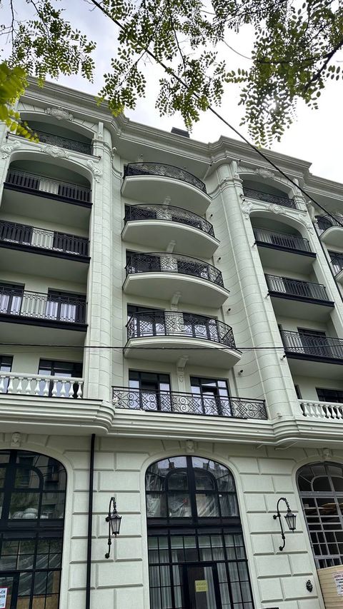 Квартира на Гімназичній вул.