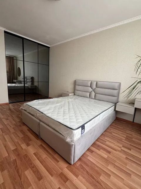 квартира Бреуса вул.