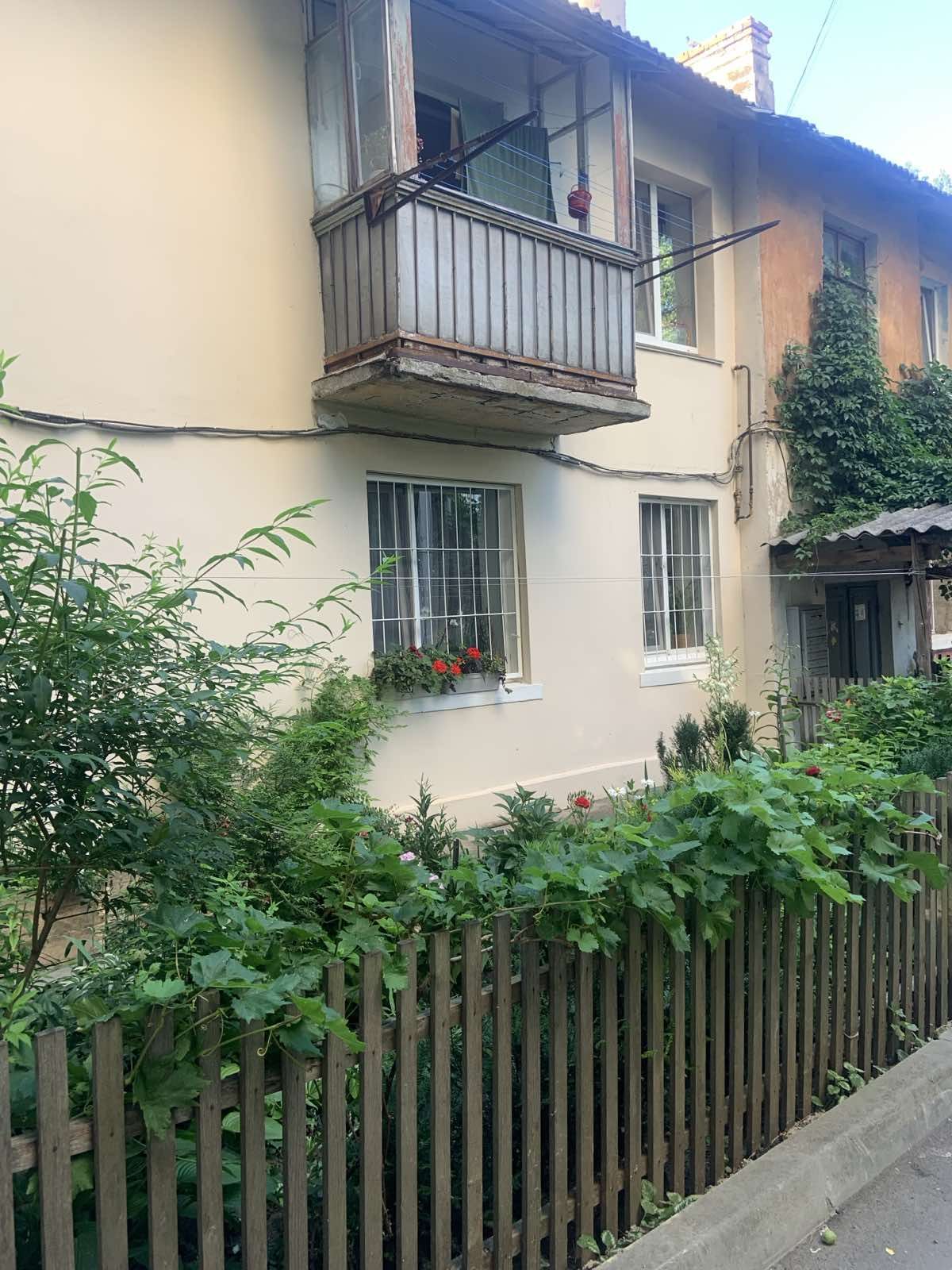 Квартира на вул. Зоопаркова