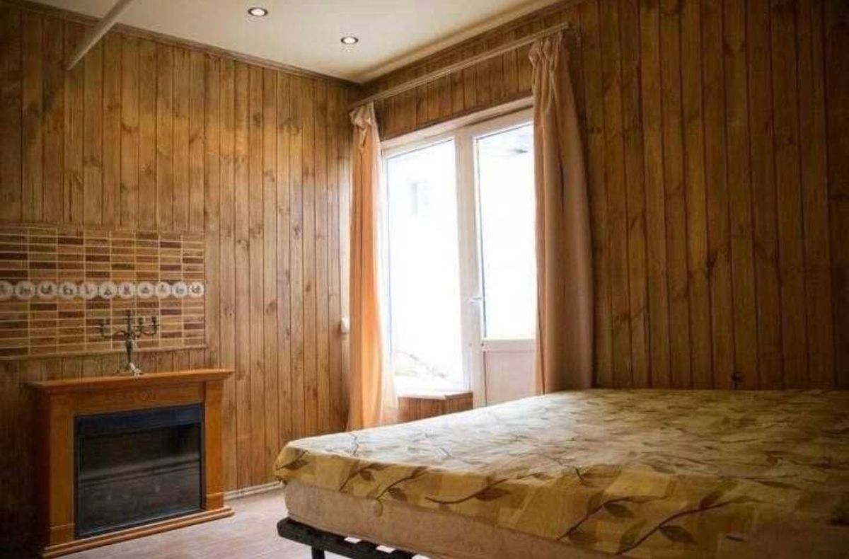 2х поверховий будинок на Французькому бульварі