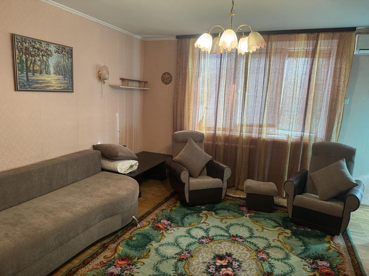 квартира на Адміральському проспекті