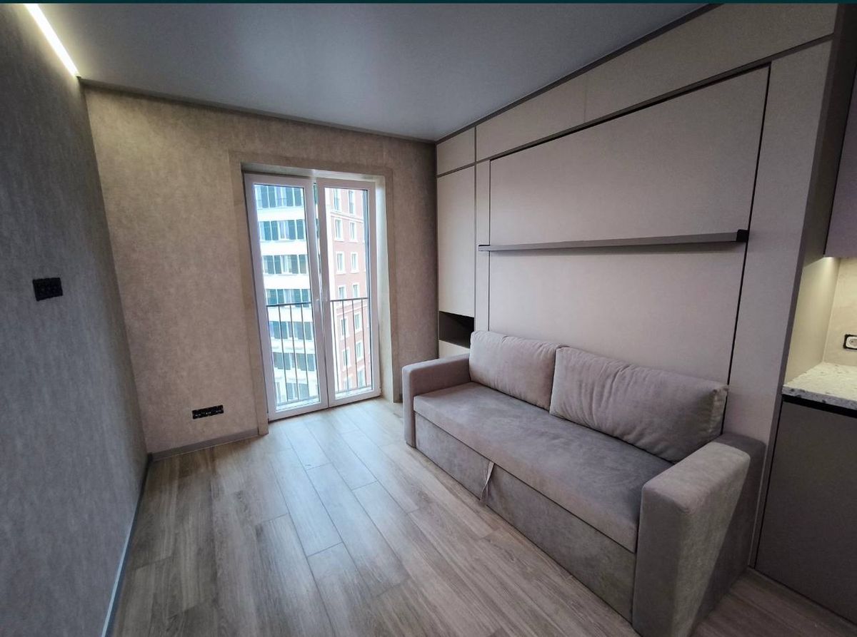 1 кімнатна квартира по вулиці Інглезі