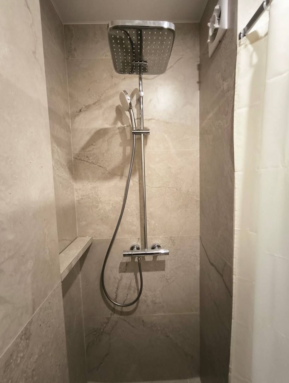 1 кімнатна квартира по вулиці Інглезі