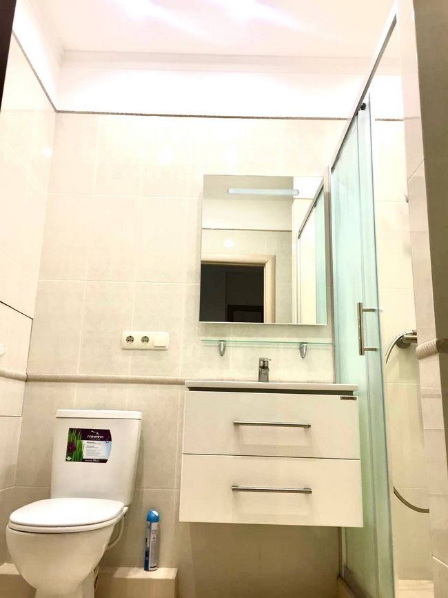 Однокімнатна квартира на Говорова (Добровольців) вул.