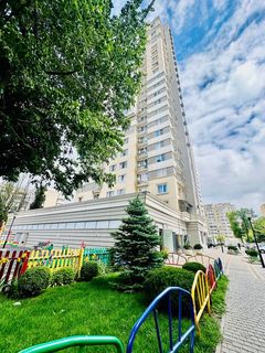 Однокімнатна квартира на Говорова (Добровольців) вул.