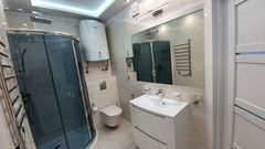 Квартира на вул Басейна