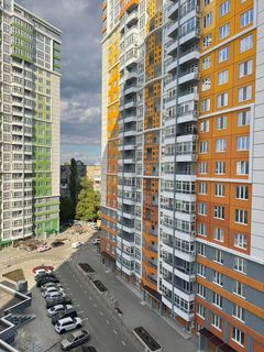 Квартира на просп. Лесі Украінки вул.