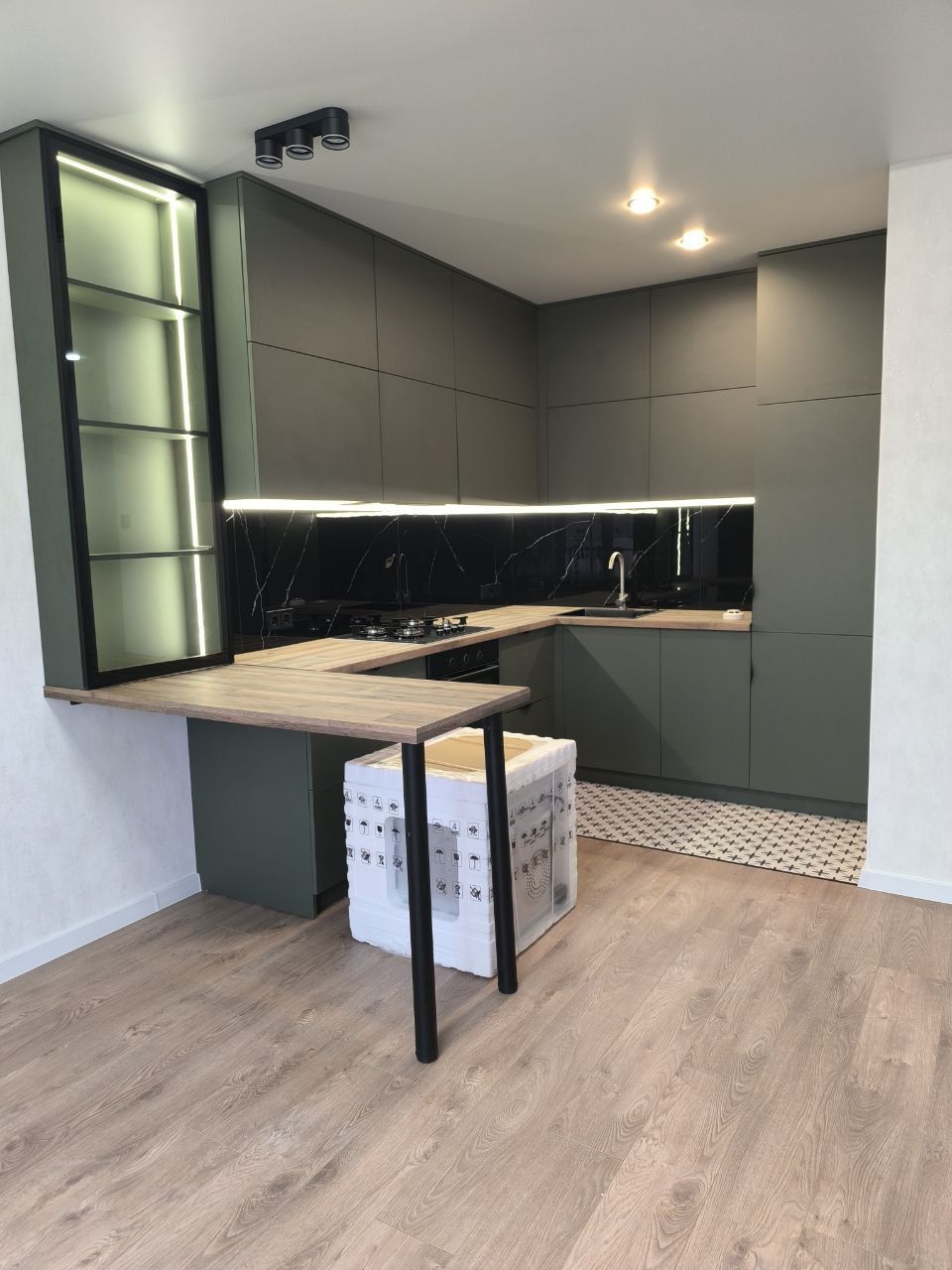 Квартира на Інглезі вул.