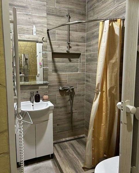 Apartment on Genuezka Street