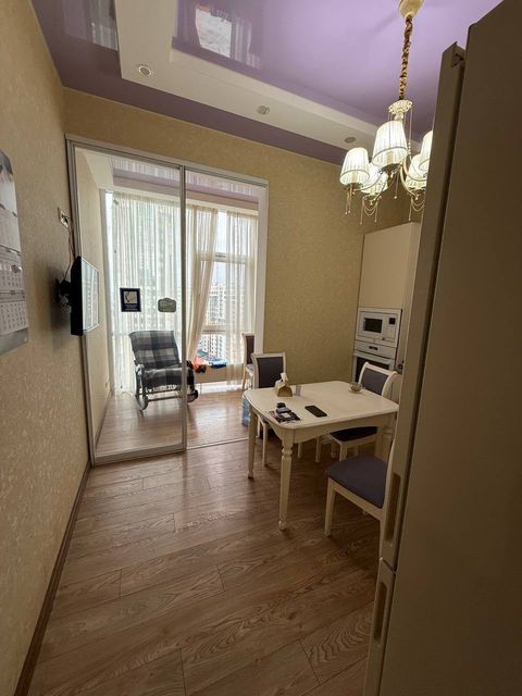 Квартира на Перлинна вул