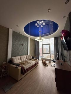 Квартира на Перлинна вул