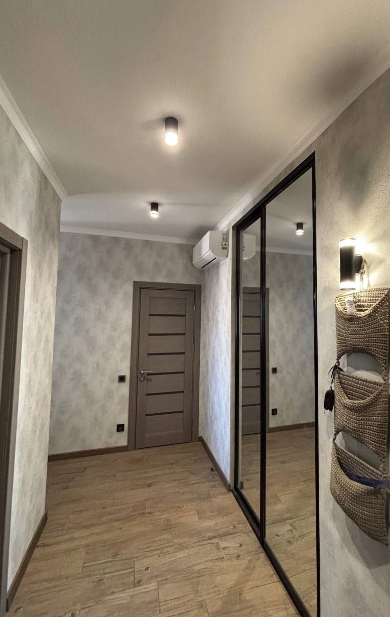 Квартира на Перлинна вул.