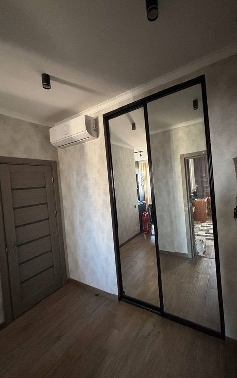 Квартира на Перлинна вул.