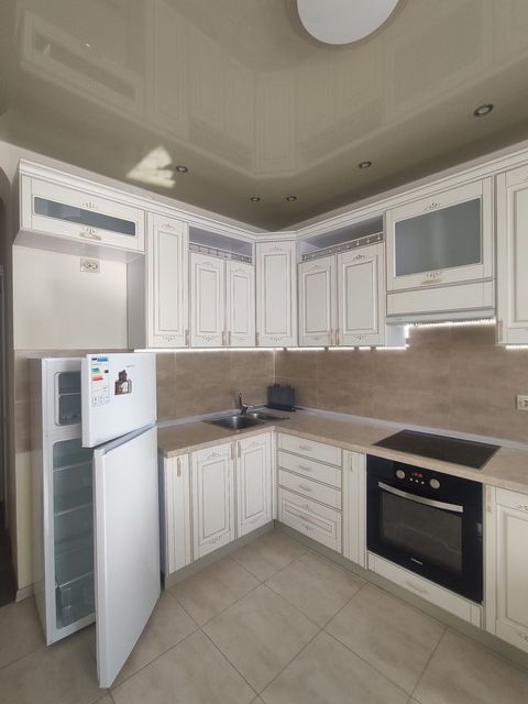 Квартира на Чикаленка вул.