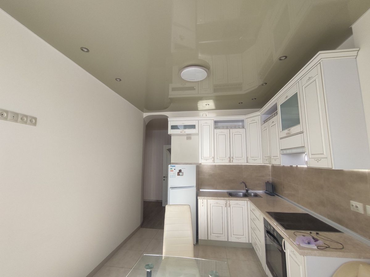 Квартира на Чикаленка вул.