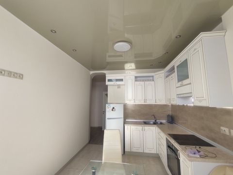 Квартира на Чикаленка вул.