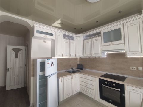 Квартира на Чикаленка вул.