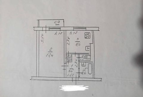 Квартира на Небесній Сотні просп.