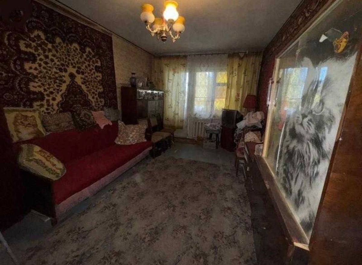 Квартира на Небесній Сотні просп.