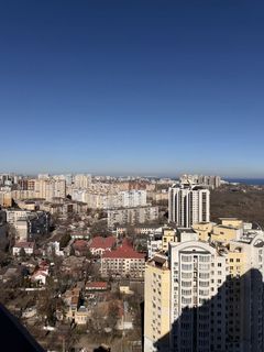 Квартира наТополевий пров.