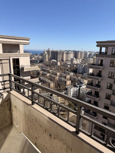 Квартира наТополевий пров.