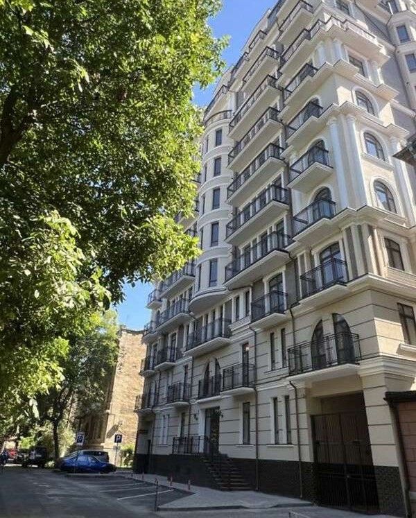 Квартира на вул Бориса Литвака