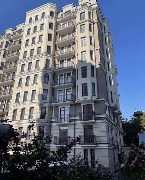 Квартира на вул Бориса Литвака