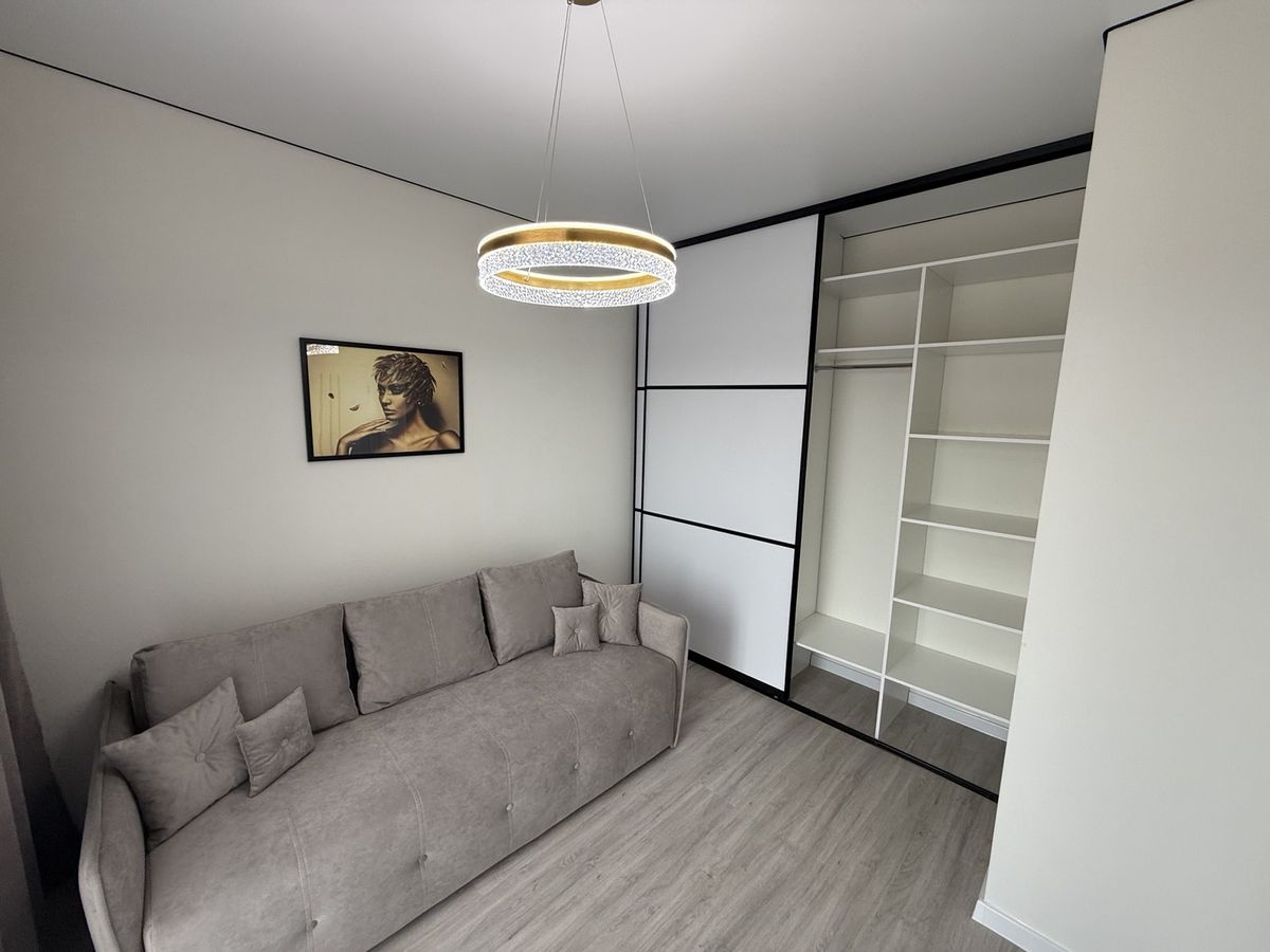 Квартира на Краснова вул.