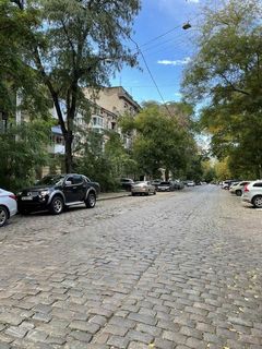 Дві кімнати на Коблевська вул.