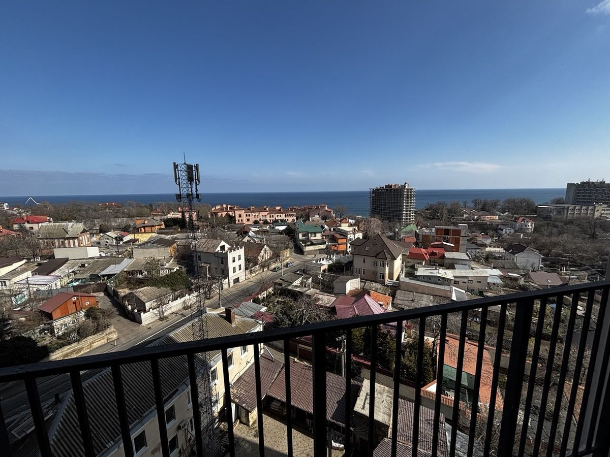 Квартира на Дача Ковалевського вул.